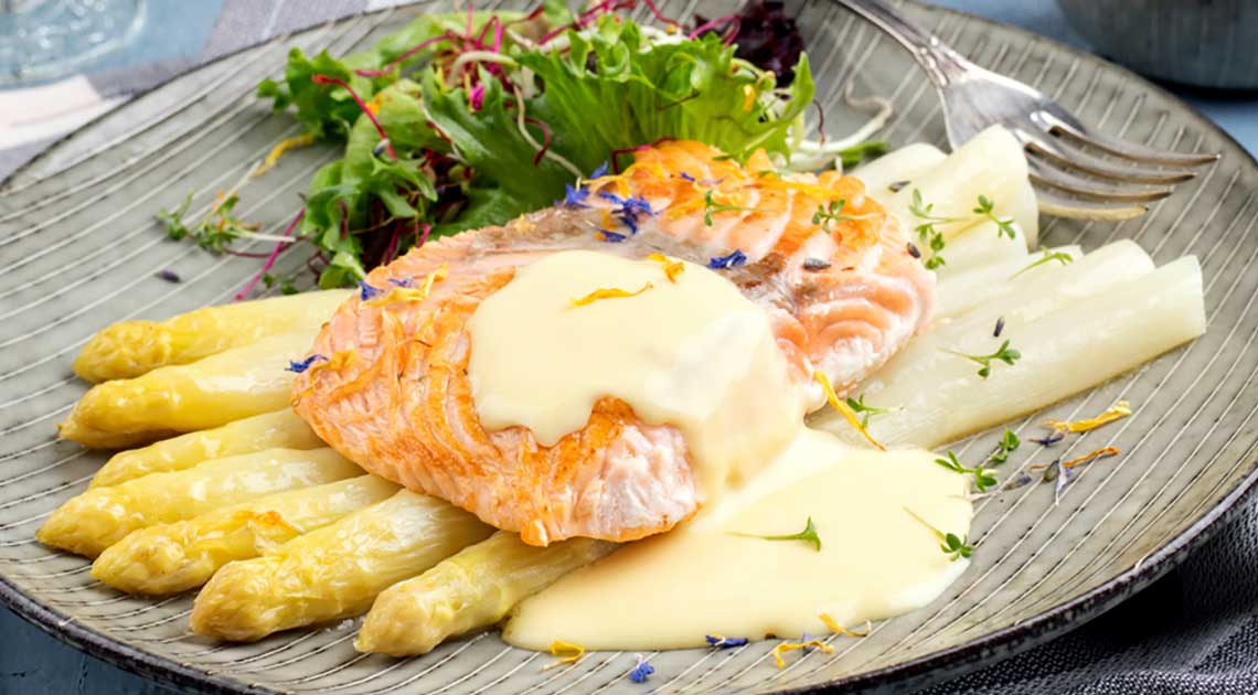 Spargel mit Lachs 