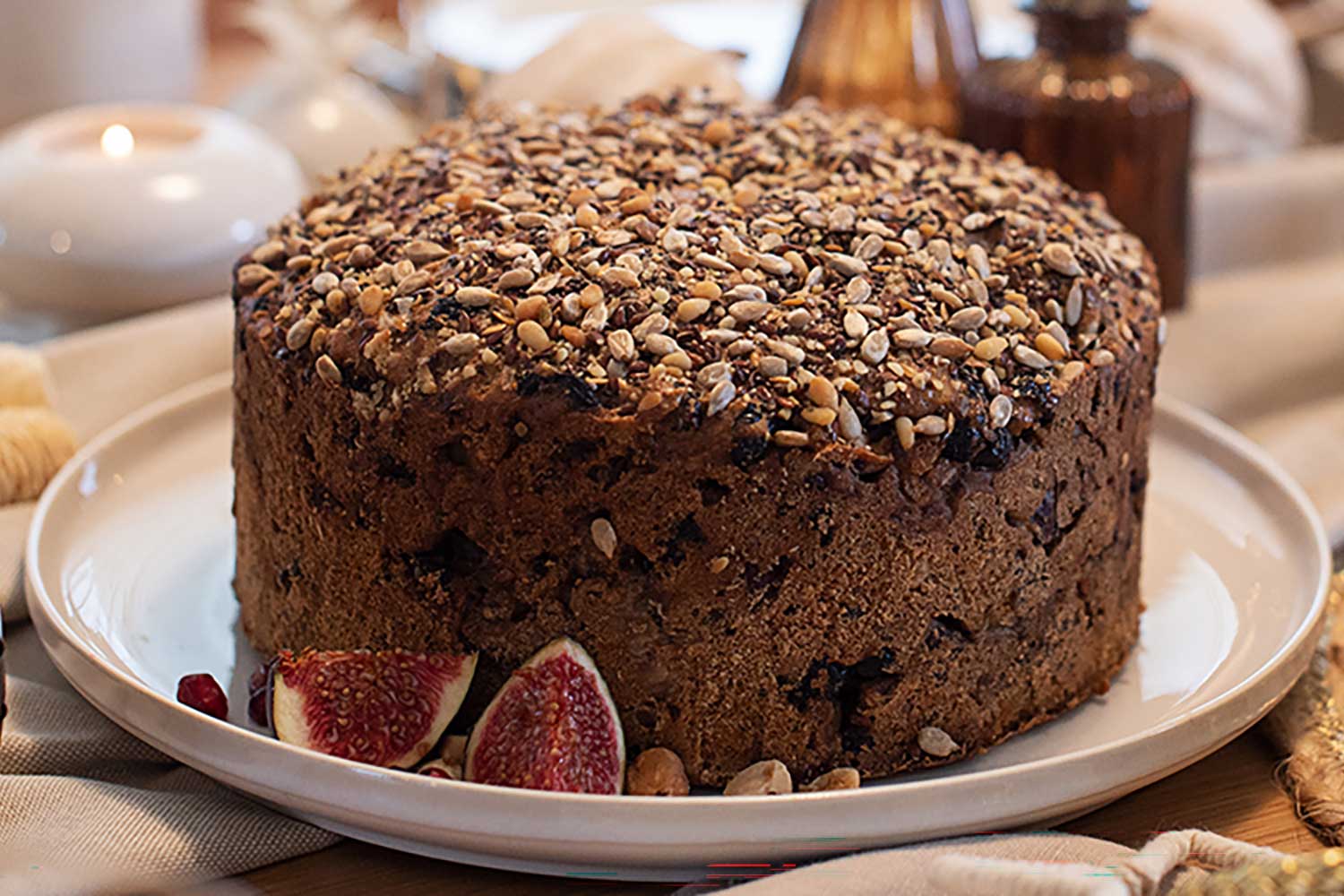 Veganes Früchtebrot